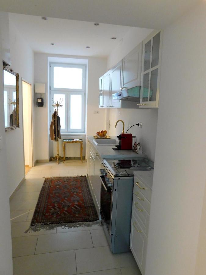 Ruhige, Ganze Wohnung Sissi In Zentrumsnaehe Vienna Exterior photo