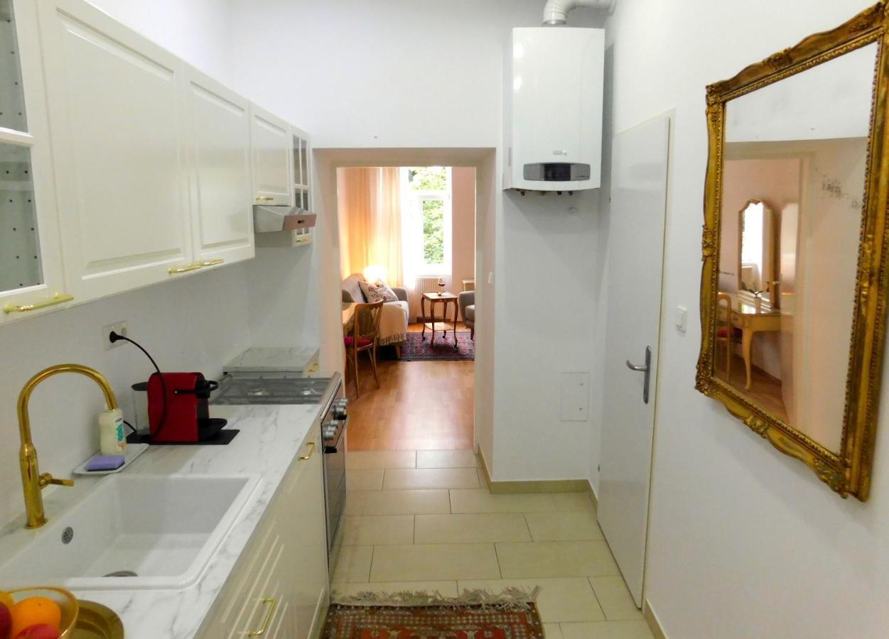 Ruhige, Ganze Wohnung Sissi In Zentrumsnaehe Vienna Exterior photo