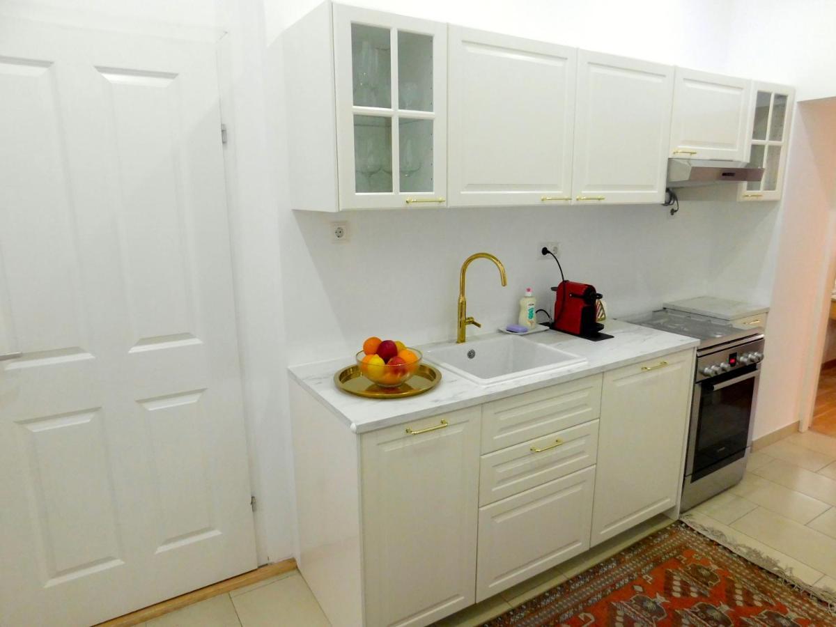 Ruhige, Ganze Wohnung Sissi In Zentrumsnaehe Vienna Exterior photo